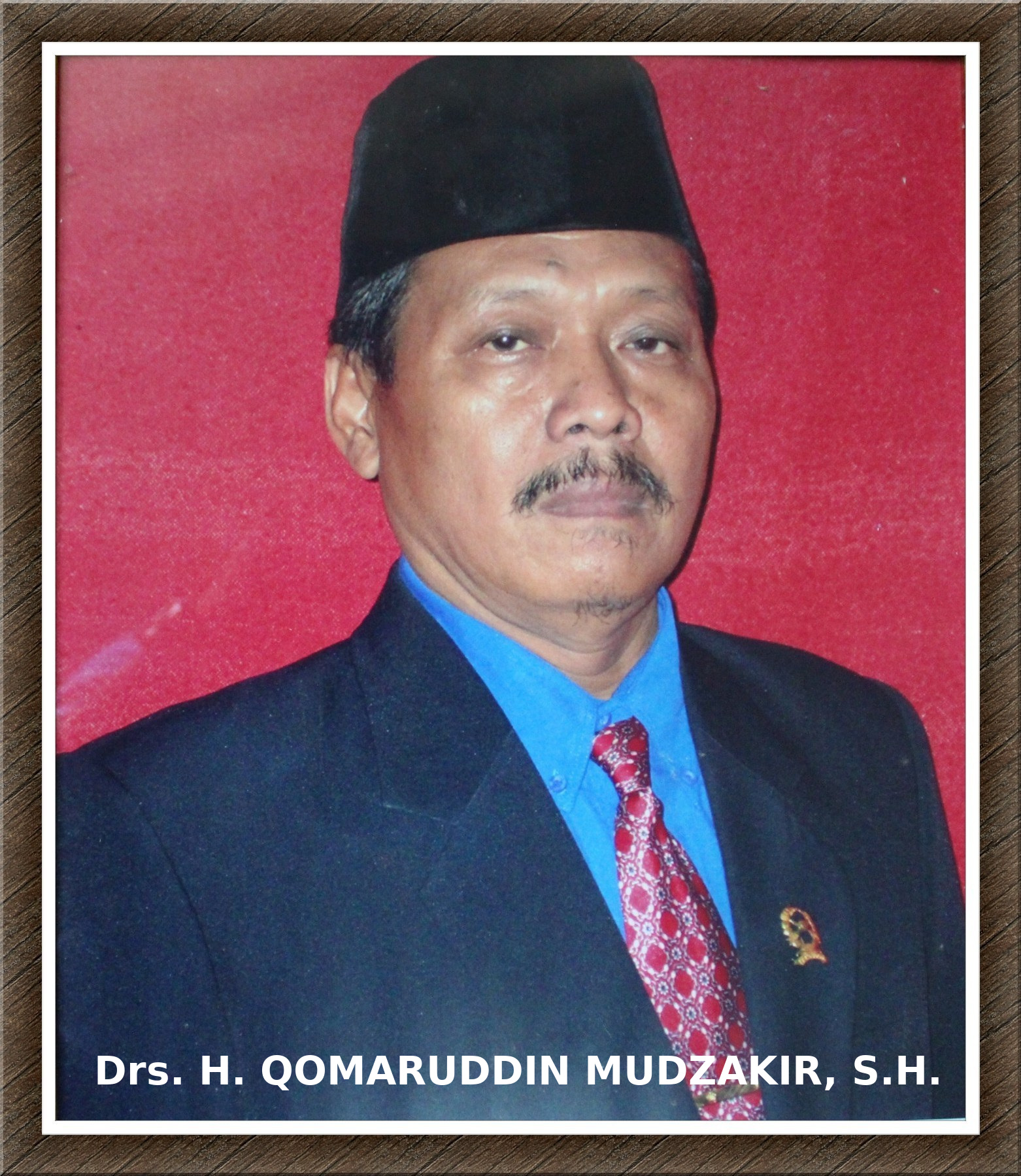 Drs. H. QOMARUDDIN MUDZAKIR S